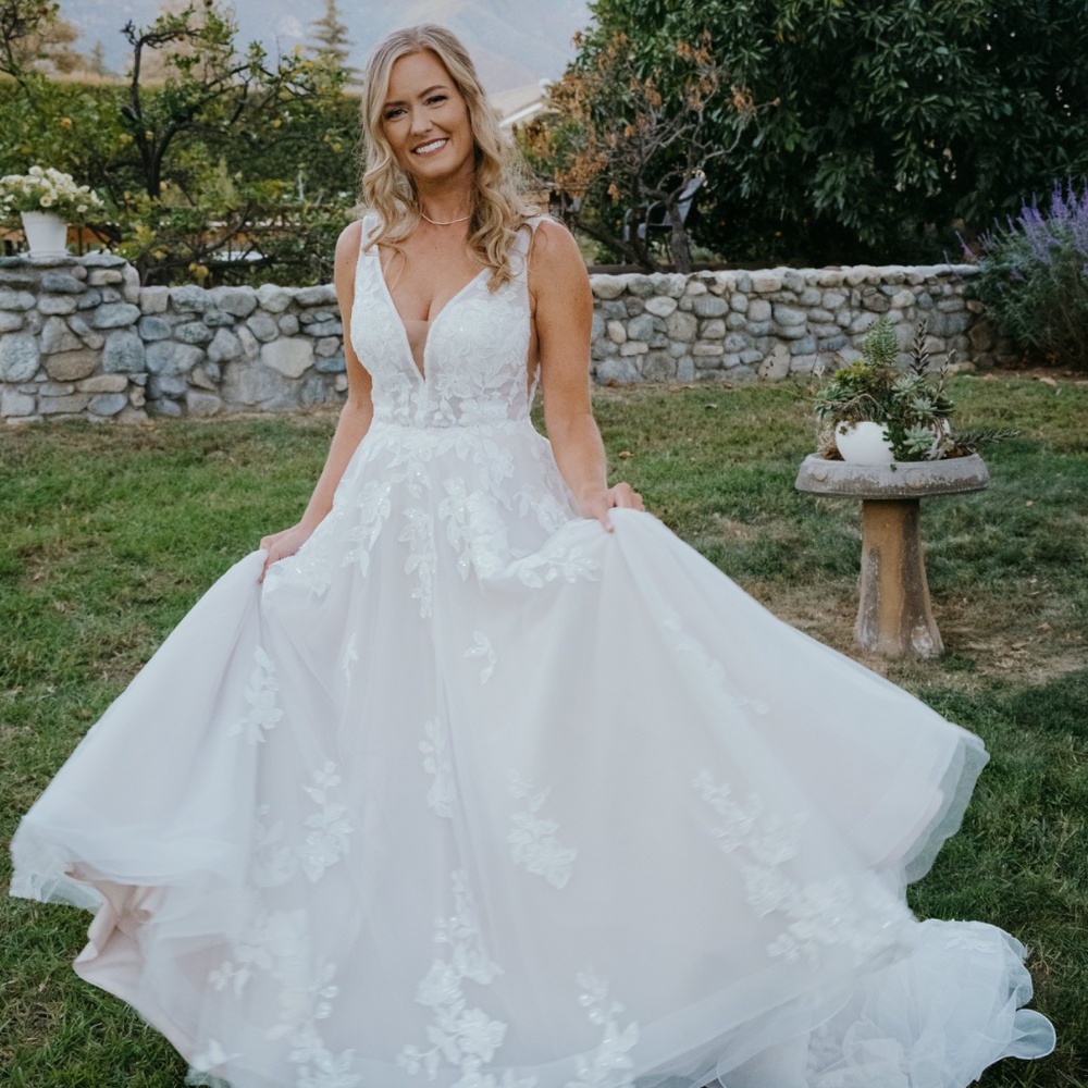 A-line Wedding Dress - Picture 13 of 13